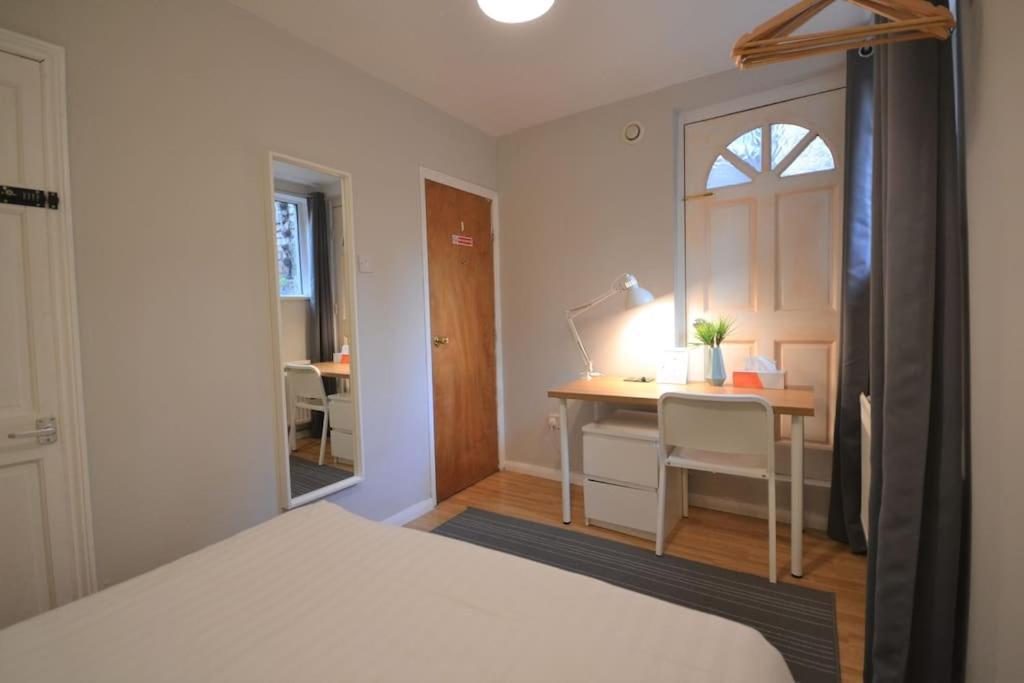 Lovely Budget Double Ensuite In Bricklane Londra Exterior foto